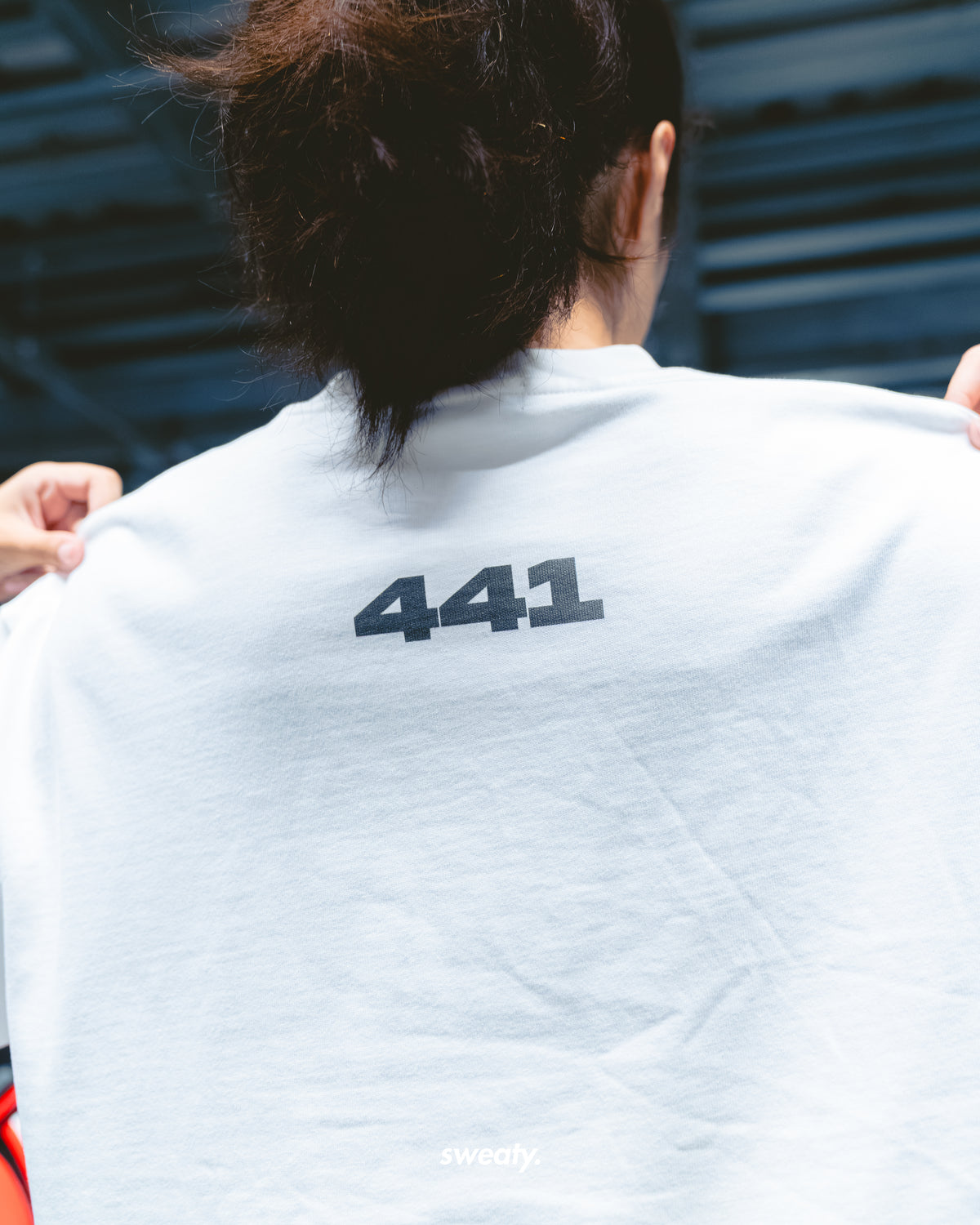 SIGNATURE WHITE-TEE